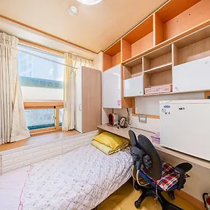  Hostal Dream Single House